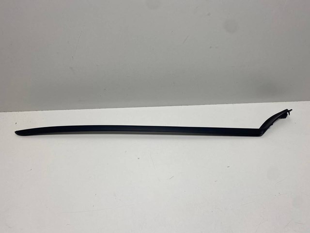 31448940 Молдинг лобового стекла правый купить Винница