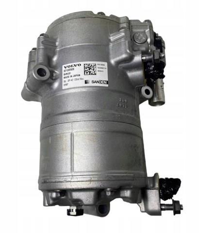 Компрессор кондиционера 32130500 VOLVO