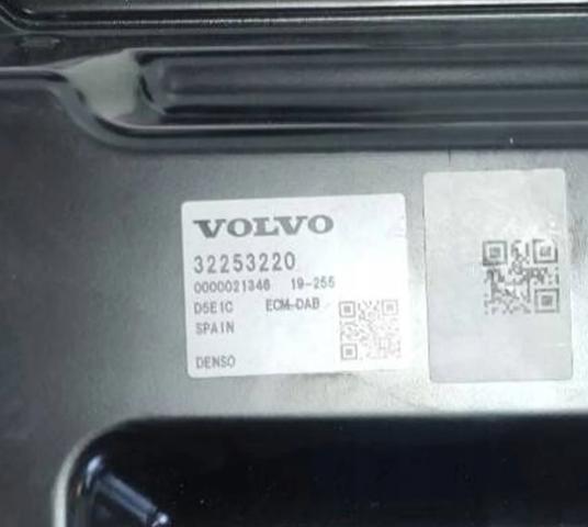 VOLVO 32253220 в наличии Днепр