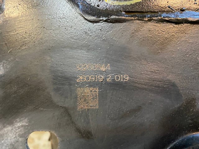 VOLVO 32268544 Подрамник задний в наличии Ужгород