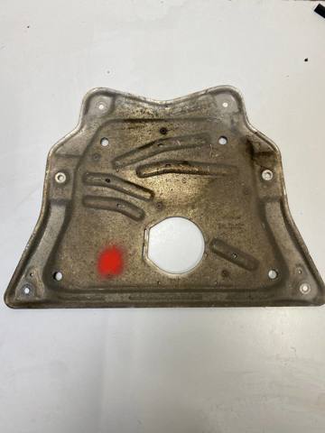 Защита двигателя передняя 6853814 BMW