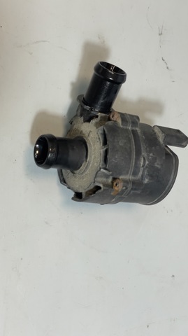 Дополнительная электро помпа J9C35759 JAGUAR
