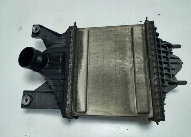 LR062405 LAND ROVER Интеркулер купить в Запорожье