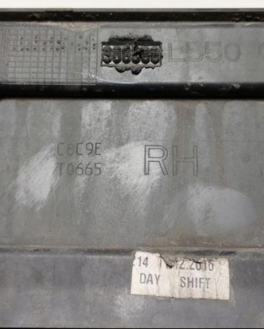 LR073084 LAND ROVER Молдинг двери задней правой нижний купить в Каменское