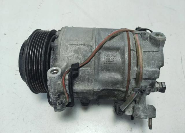 Компрессор кондиционера LR086043 LAND ROVER