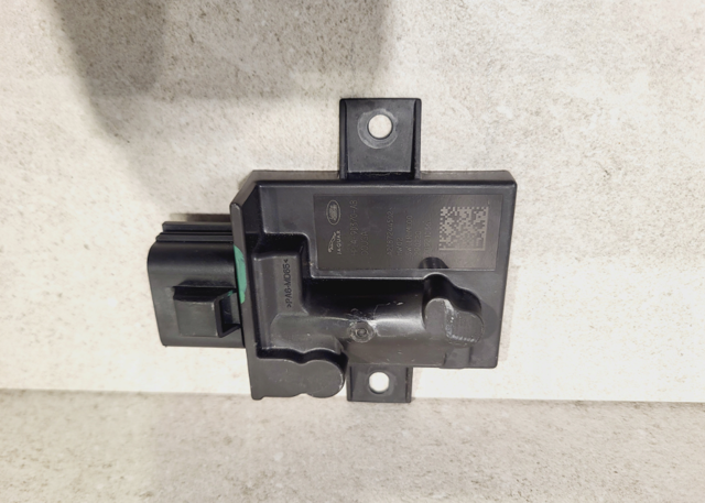 LR086453 LAND ROVER купить в Одесса