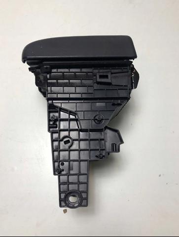 LAND ROVER LR088569 в наличии Житомир