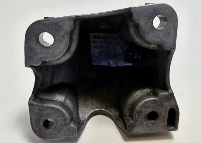 LR090479 LAND ROVER купить в Чернигов