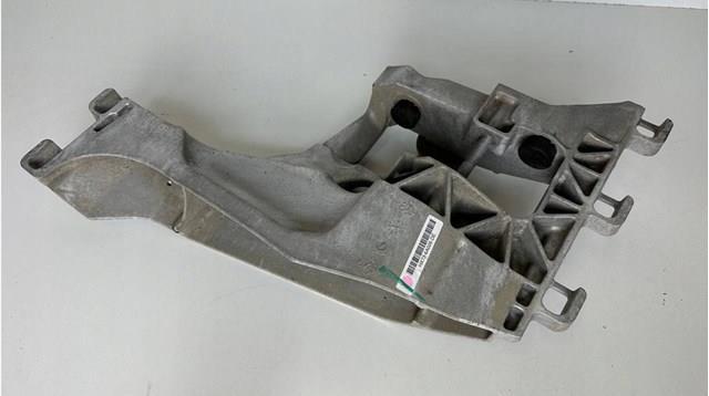 LAND ROVER LR090491 Балка крепления коробки передач в наличии Украина