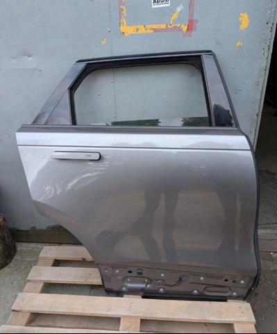 Дверь задняя, правая LR091719 LAND ROVER