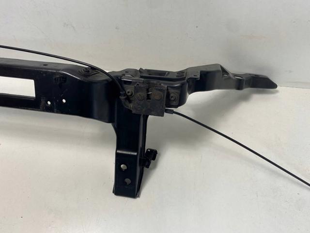 LR091872 LAND ROVER Суппорт радиатора верхний (монтажная панель крепления фар) купить в Кривой Рог