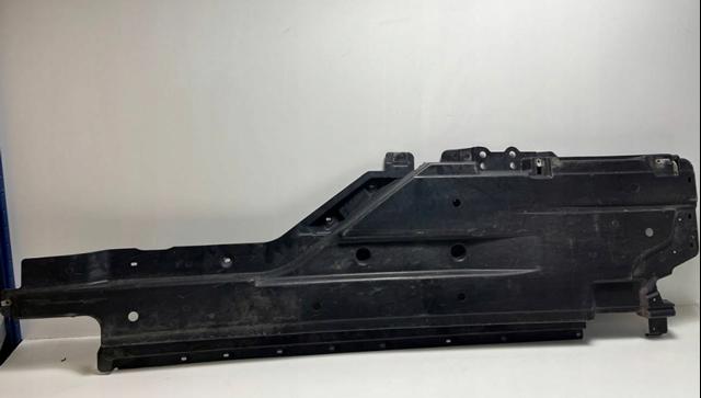Защита днища передняя правая LR092677 LAND ROVER