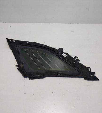 Стукло багажника, правое LR093215 LAND ROVER