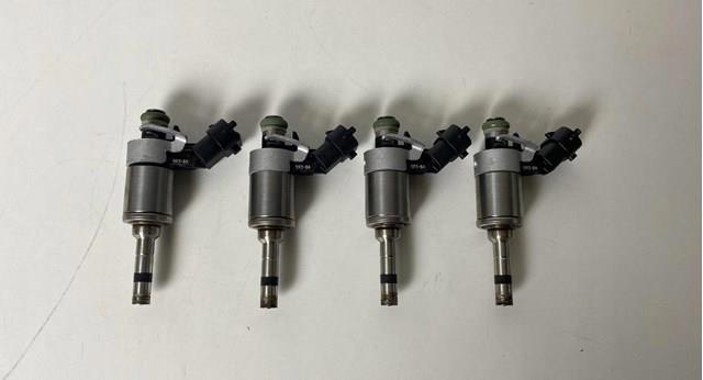 Форсунка дизельная в сборе LR105426 LAND ROVER