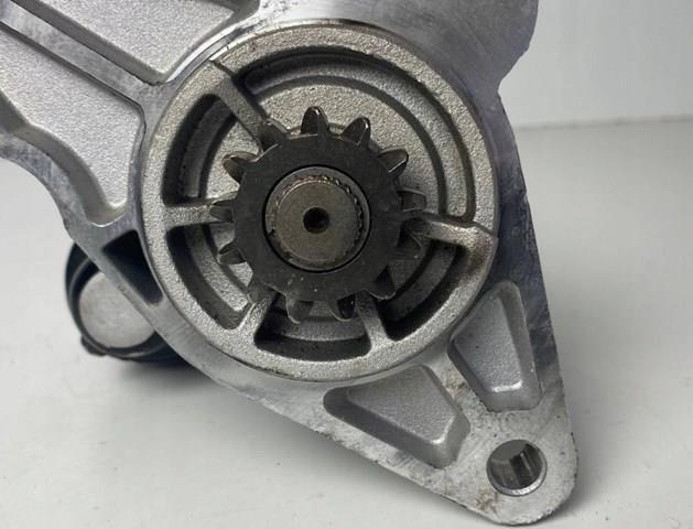 LR116048 LAND ROVER Стартер купить в Винница