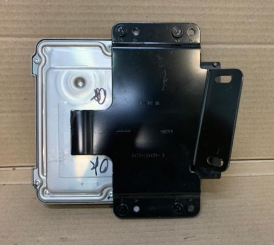 Электронный блок управления двигателем LR122382 LAND ROVER