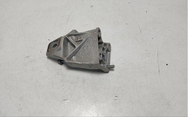 LAND ROVER LR122399 Кронштейн подушки (опоры) двигателя правой в наличии Одесса