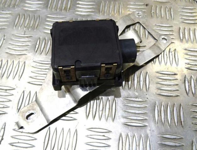 LR123858 LAND ROVER Радарный датчик дистанции купить в Днепр