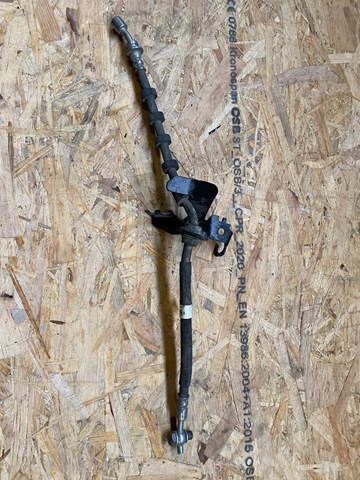 Передний правый тормозной шланг LR133933 LAND ROVER