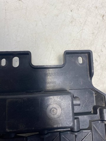 LAND ROVER LR142983 в наличии Ужгород