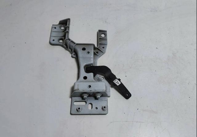 LAND ROVER LR143160 Кронштейн бампера переднего в наличии Одесса
