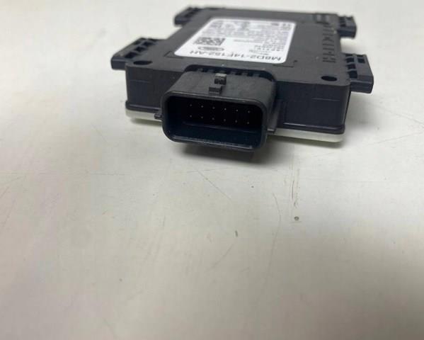 LR159586 LAND ROVER купить в Киев