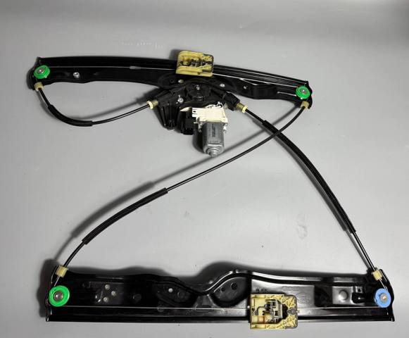 Механизм стеклоподъемника передней левой двери LR165909 LAND ROVER