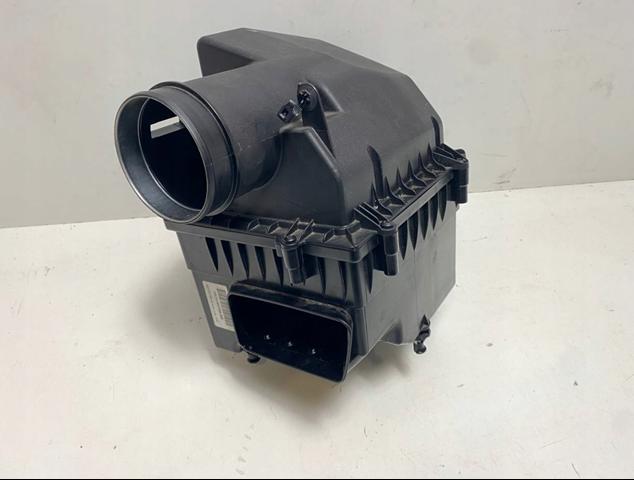 Коробка фильтра LR172971 LAND ROVER