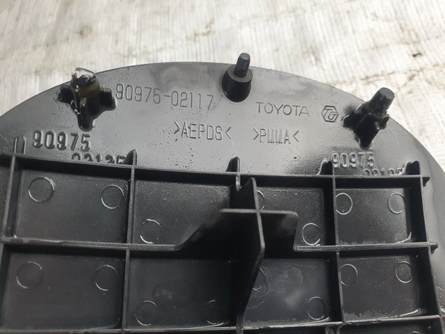 Фирменный значек решетки радиатора 9097502117 TOYOTA