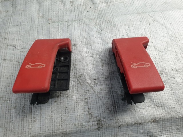 Ручка открытия капота A1778808902 MERCEDES