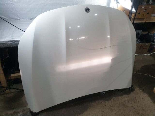 Капот двигателя A2438807703 MERCEDES