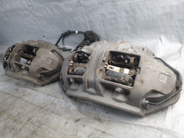 A2964210600 MERCEDES Суппорт тормозной передний левый купить в Одесса
