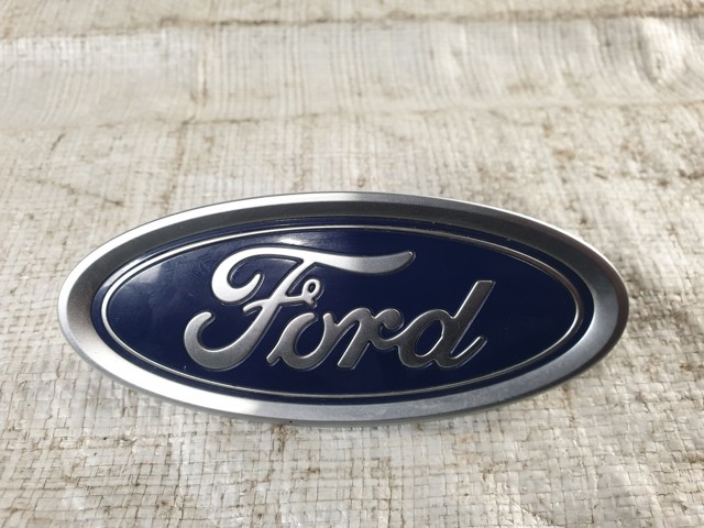 FORD DS7Z8213A Эмблема крышки багажника (фирменный значок) в наличии Днепр