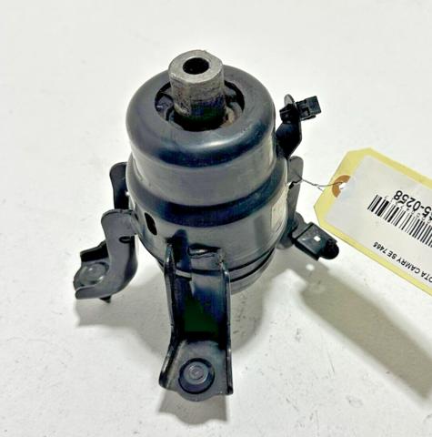 Coxim (suporte) dianteiro de motor 1236125050 Toyota