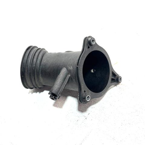 Cano derivado de ar, entrada na turbina (supercompressão) 13718601683 BMW