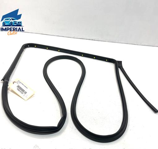 Compactador da porta traseira esquerda (na porta) 55399215AD Chrysler