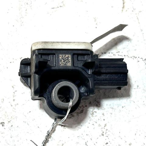 Sensor AIRBAG lateral esquerdo 988303JA0A Nissan/Infiniti