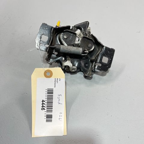 Fecho da capota BB5Z16700A Ford