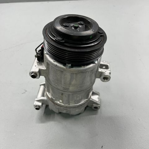 Compressor de aparelho de ar condicionado BDGF61450 Mazda