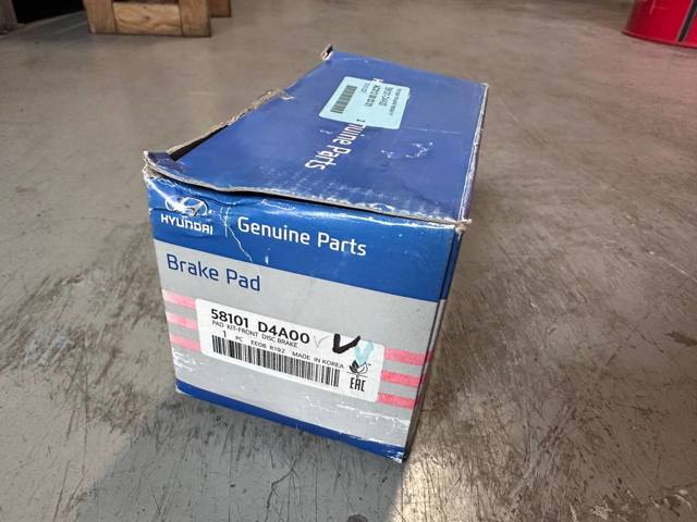 58101D4A00 HYUNDAI Колодки тормозные передние дисковые купить в Киев