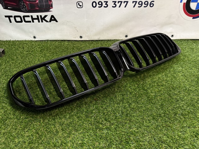Решетка радиатора 51129852169 BMW