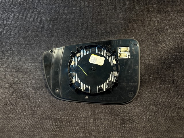 51167955144 BMW Стекло правого зеркала заднего вида купить в Ирпень