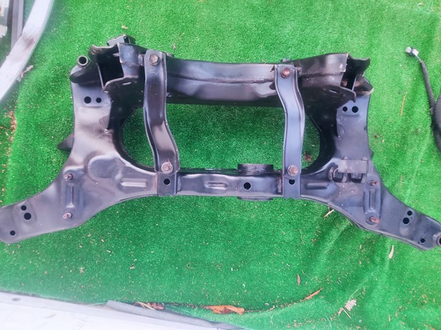 Поперечина задней подвески 55400JG200 NISSAN