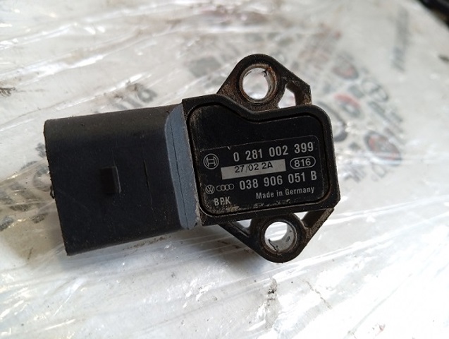 Датчик давления наддува турбины 0281002399 BOSCH