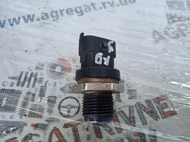 BOSCH 0281002706 Датчик давления топлива в наличии Днепр