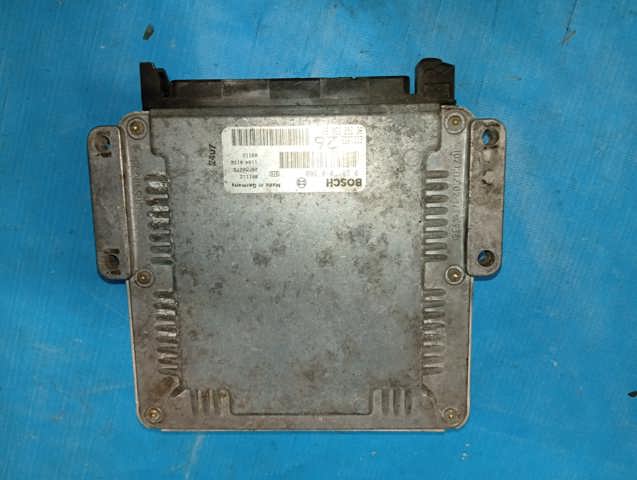 ЭБУ двигателем 0281010368 BOSCH