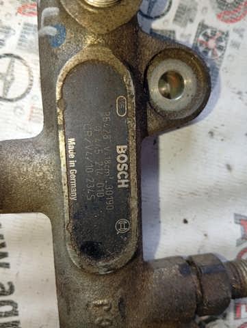 Топливная рампа 0445214010 BOSCH