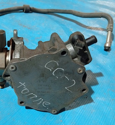 06J145100F VAG Вакуумный насос купить в Николаев