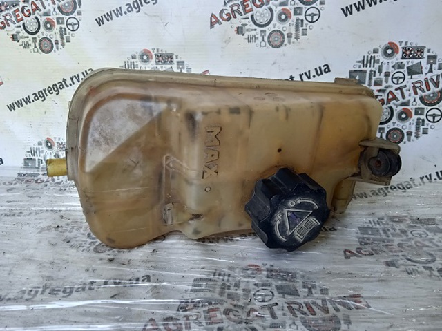  Расширительный бачок 132323 PEUGEOT