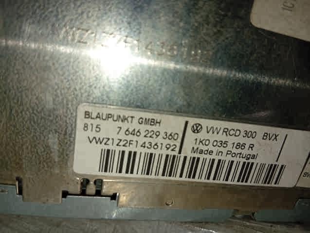 Радиоприемник Volkswagen Golf 5